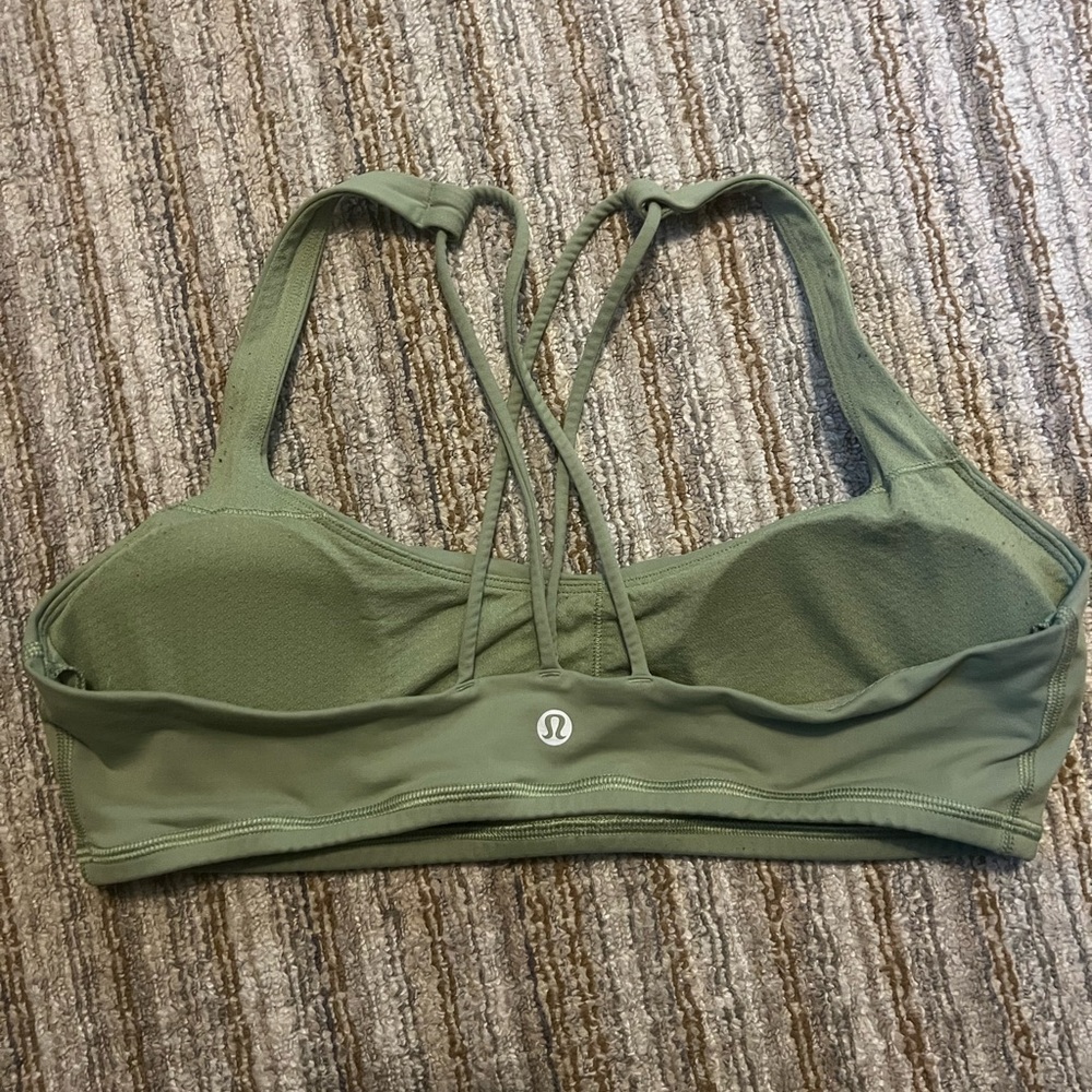 lululemon athletica Olive Sports Bra